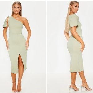 NWT✨Sage Green One Shoulder Bow Detail Midi Dress✨ Pretty Little Thing Size 8